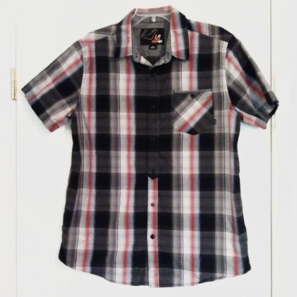 Amplify Grey & Red Plaid Short Sleeve Button Up Shirt - Picture 1 of 6